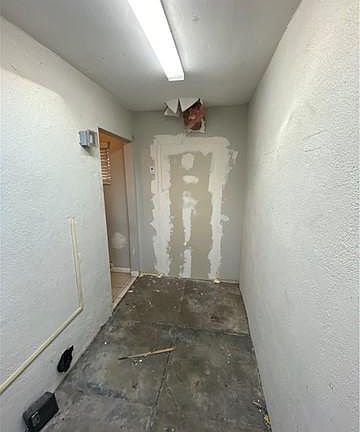 5th image of 433 Colston Ave