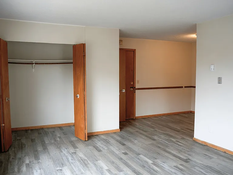 6345 Lyndale Ave S — Photo 9