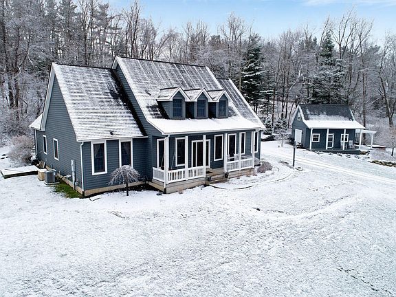 2nd image of 49 Parkshire Ct