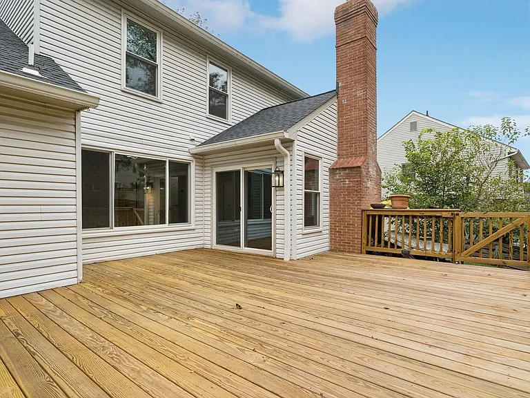 1291 Mason Mill Ct — Photo 37