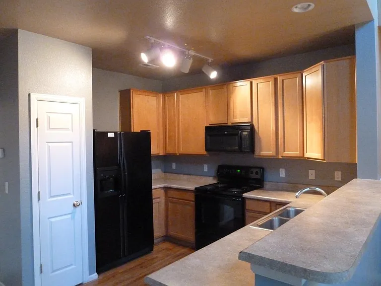 12784 Jasmine St #D — Photo 7