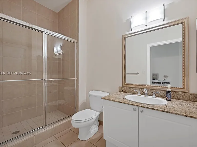 19501 W Country Club Dr #208 — Photo 9