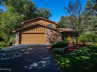 2824 Bryce Ct, Burnsville, MN 55337