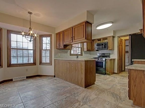 4th image of 3374 Swallow Hollow Dr