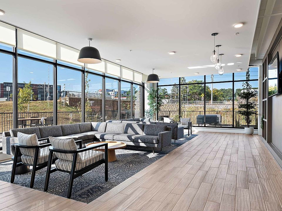 Minnetonka Station_02