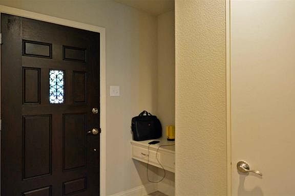 4th image of 3409 Wren Ave