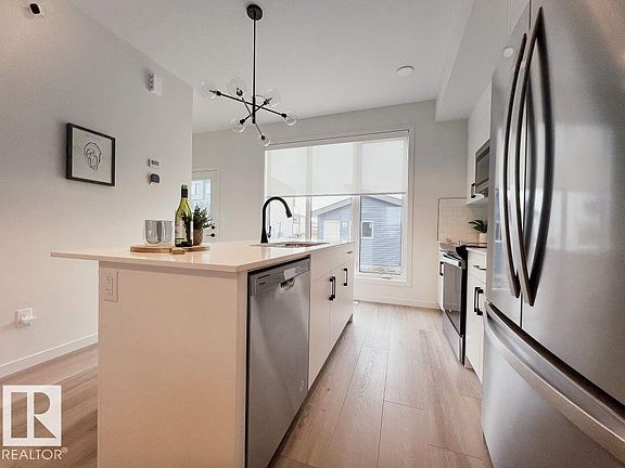 2nd image of 7446 Klapstein Cres