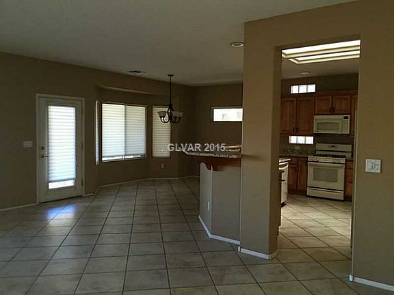 2nd image of 2786 Sapphire Desert Dr