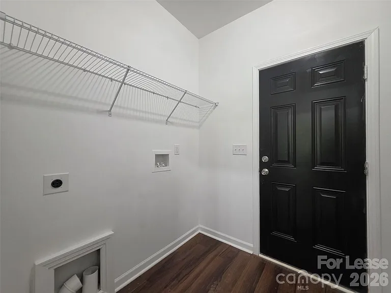 595 Foxwood Dr SE — Photo 26