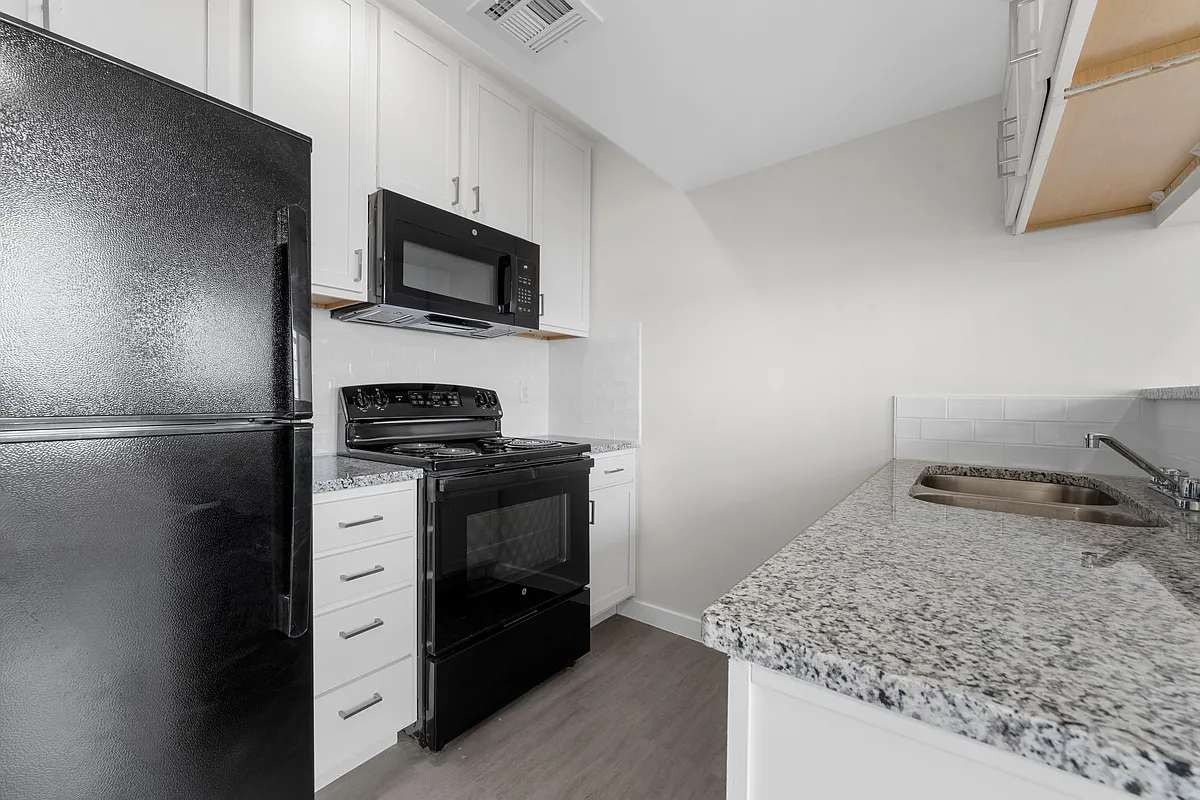 Building Photo - 4 N 4th St #1501