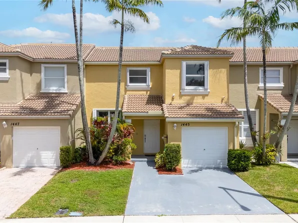 1445 NW 154th Ln, Pembroke Pines, FL 33028