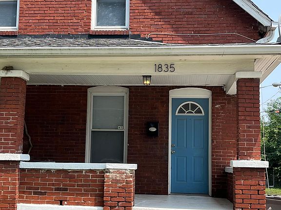 2nd image of 1835 Olive St