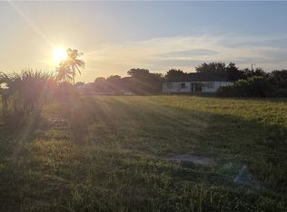 1829 NE 10th Ter, Cape Coral, FL 33909