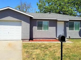 1025 Sunrise Ct, Livingston, CA