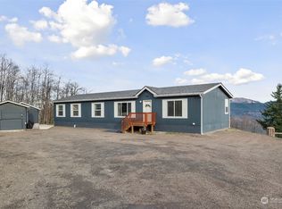 330 Woodland Heights Rd, Woodland, WA 98674