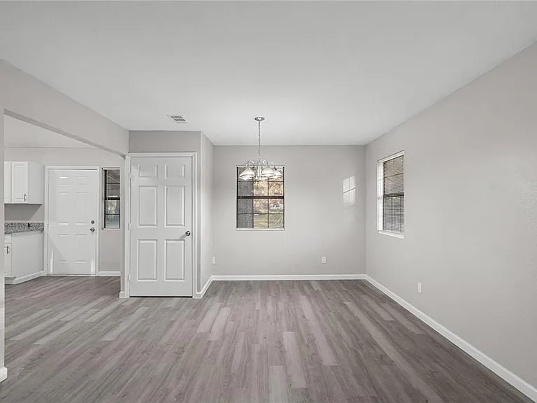 20575 Kings Rd — Photo 7
