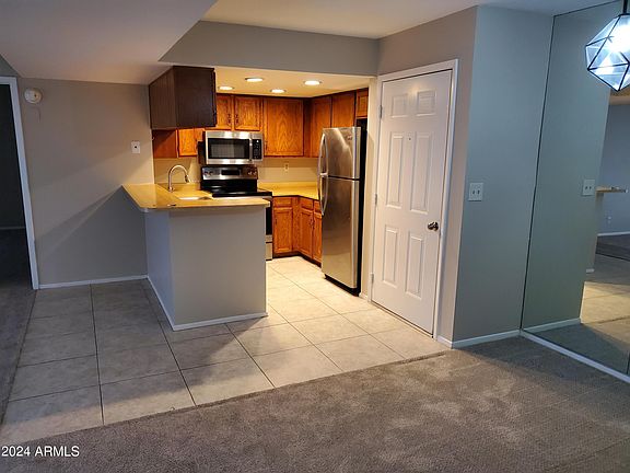 2nd image of 540 N MAY -- #3114