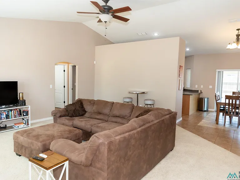 3008 Fred Daugherty Dr — Photo 5