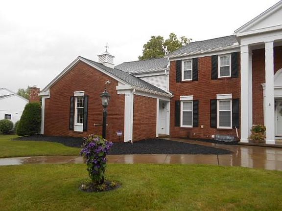 2nd image of 3241 Georgian Ct