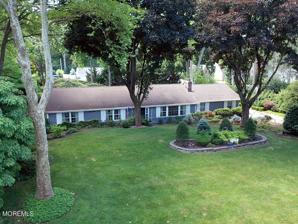 1st image of 121 Townsend Drive