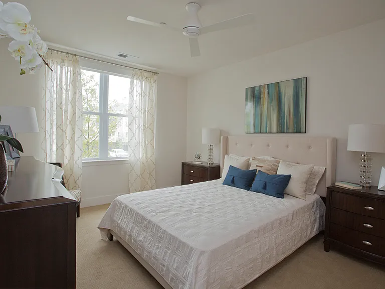 Master Bedroom w/ Ceiling Fan