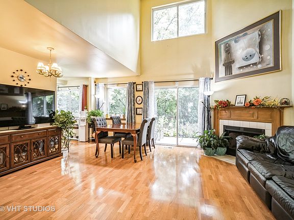4th image of 712 E Whispering Oaks Ct