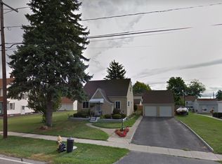 1945 Drouillard Rd, Northwood, OH 43619