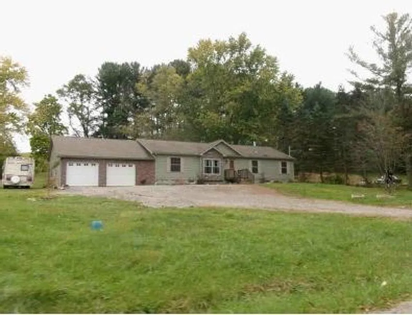 668 Mays Rd photo 1