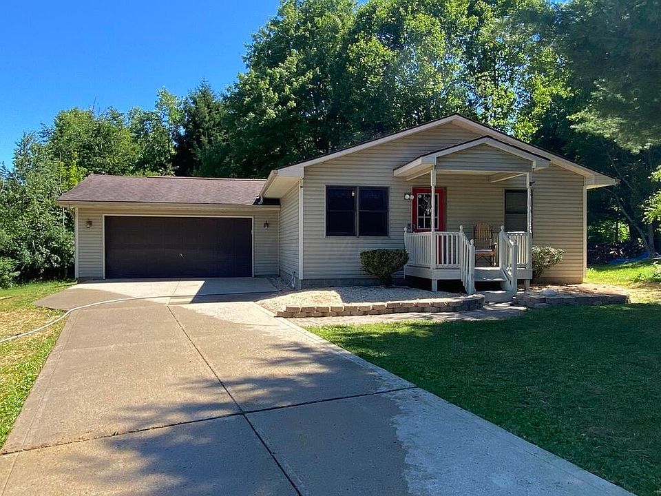 1st image of 321 Apple Hill Dr S
