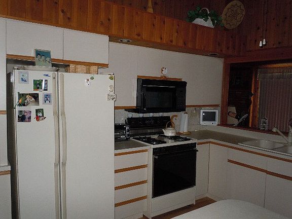 2nd image of 66 Lakeland Dr
