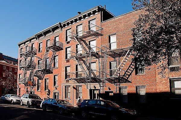 1st image of 754 Greenwich St APT 3B