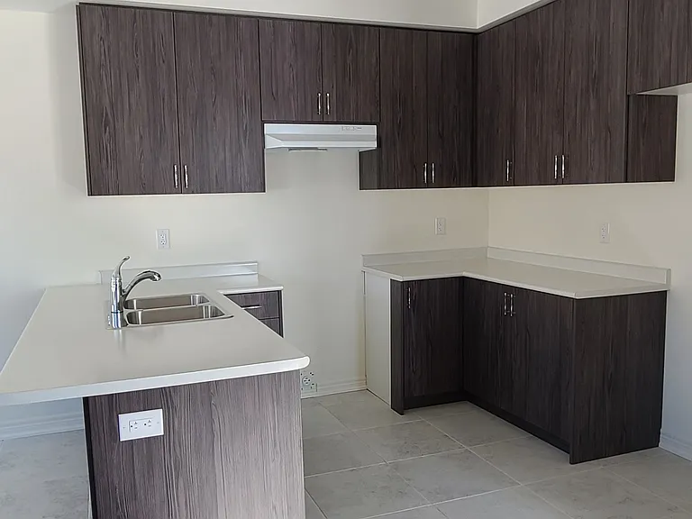 75 Kenesky Dr — Photo 9