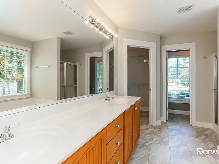 149 Lincoln Dr — Photo 11