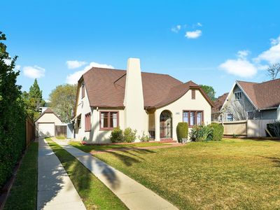 1447 Las Lunas St, Pasadena, CA, 91106