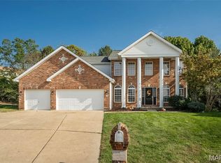8 Chandler Ct, Saint Charles, MO