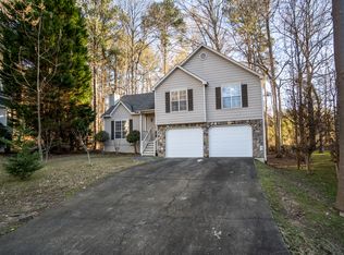 2870 Red Haven Ct, Powder Springs, GA 30127