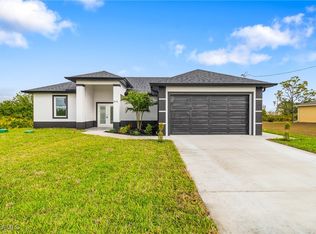 215 Pageant St, Lehigh Acres, FL 33974