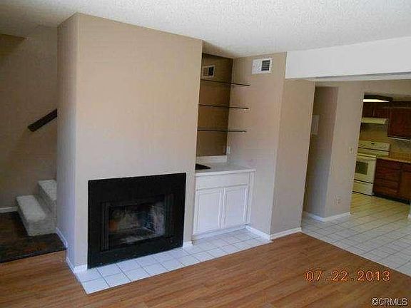 4th image of 1100 E 4th St Unit X