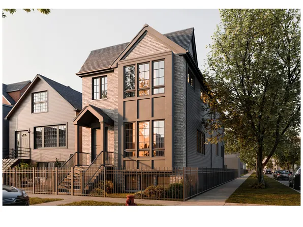 2900 W McLean Ave, Chicago, IL 60647