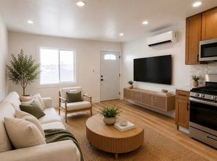 780 E Walton St #A, Signal Hill, CA 90755