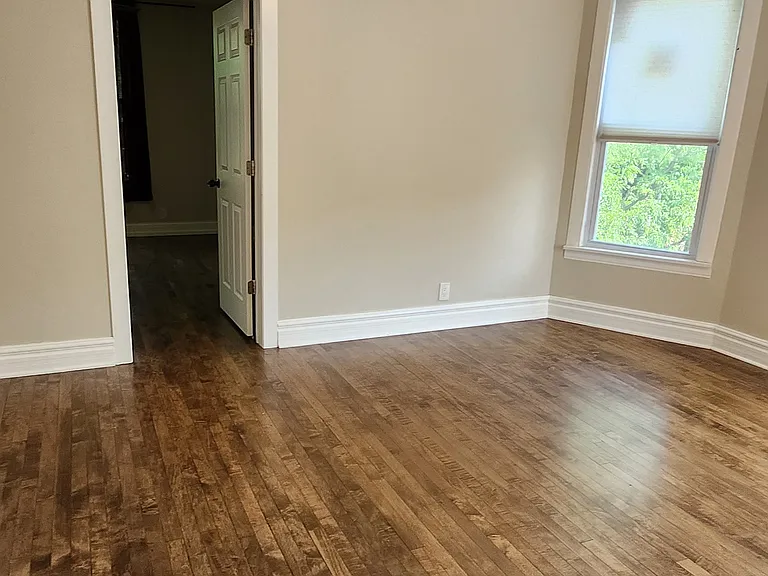 2032 N Kostner Ave #3 — Photo 7