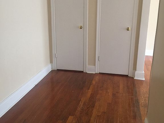 3rd image of 200 Irvington Ave #2B-12