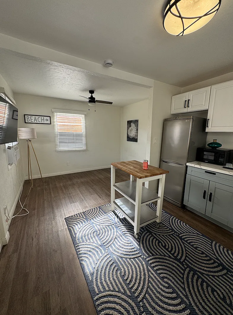 1668 Thomas Ave — Photo 4