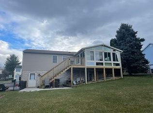 2749 Clearview Way, York, PA 17403