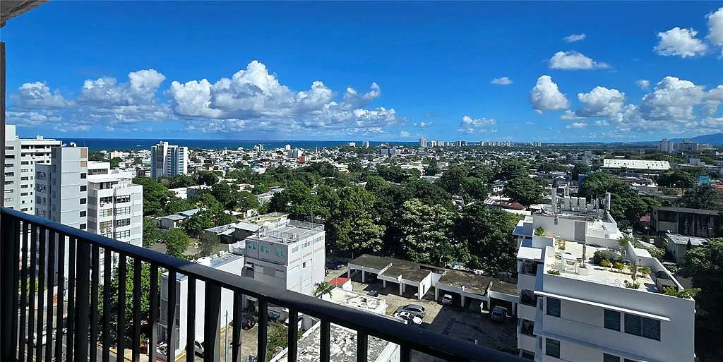 3 bed, 2.0 bath, 1722 sqft, $3,800 — Photo 1