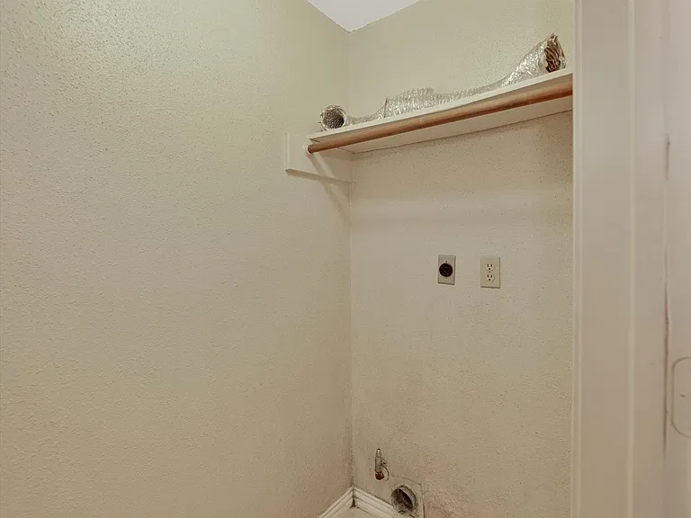 16423 Ash Point Ln — Photo 21
