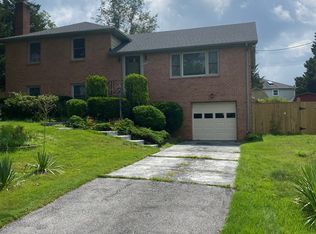 13205 Glenhill Rd, Silver Spring, MD 20904