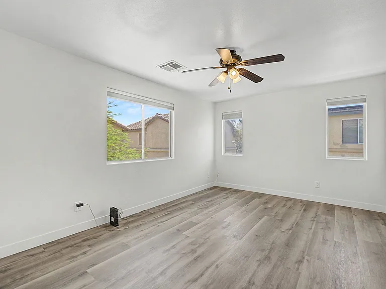 8168 New Leaf Ave — Photo 10