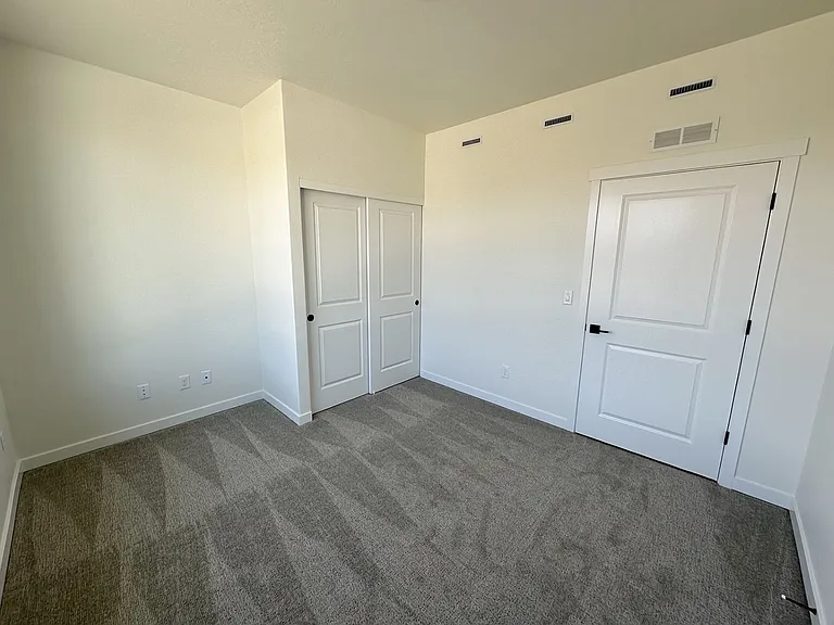 3791 Morningside Pkwy — Photo 16