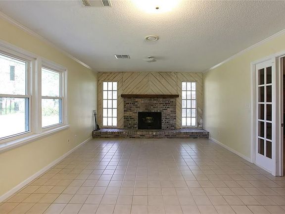 4th image of 316 Quelqueshue St